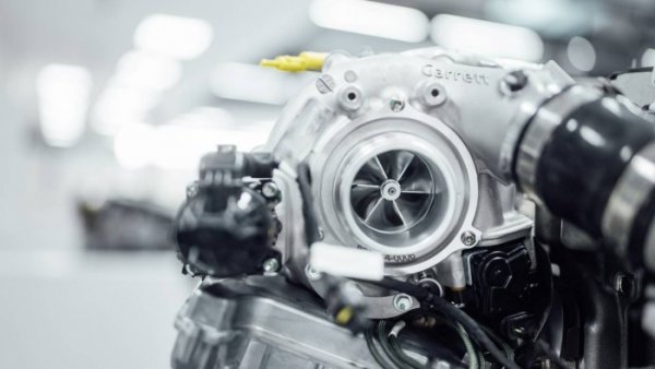 梅赛德斯AMG推出电动废气涡轮增压器 提升性能和效率