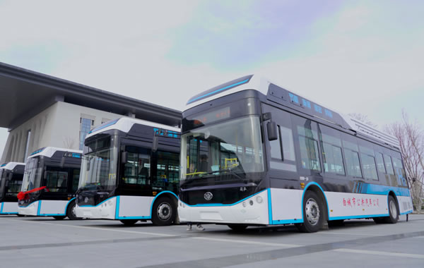 15辆氢燃料电池公交车21日在白城“高调亮相”！