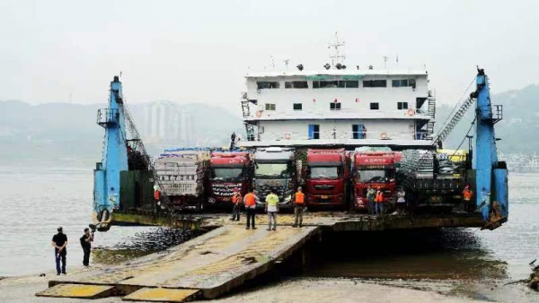 （重庆节能）重庆郭家沱码头：打造“绿色”物流，推动水陆运输革新