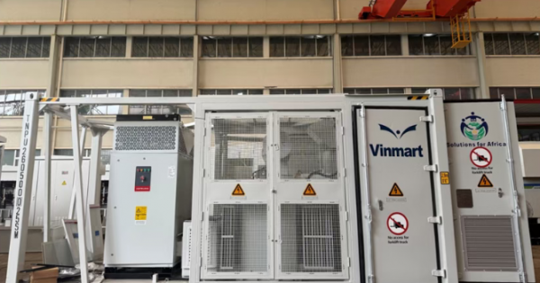 浙江广天打造25MW10MWh光储柴集装箱微网项目赋能海外离网供电(图1)