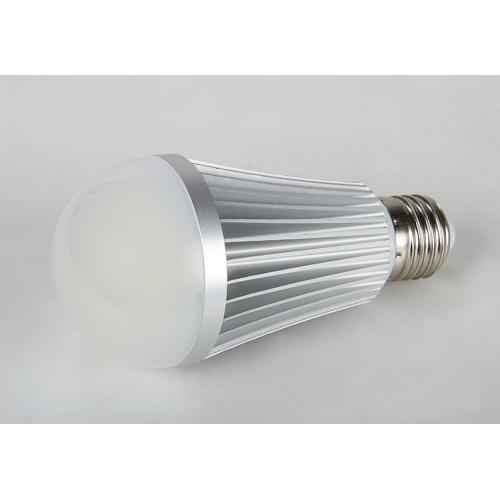 LED球泡灯