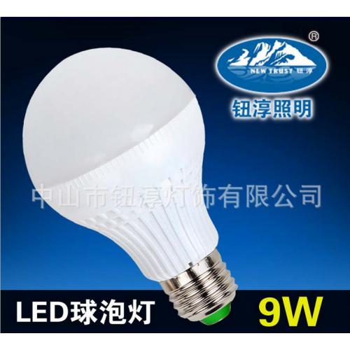 LED球泡灯